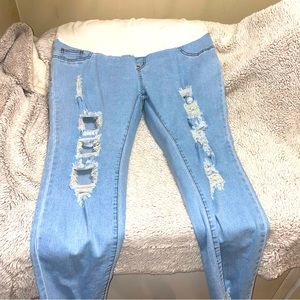 Women’s maternity jeans!
